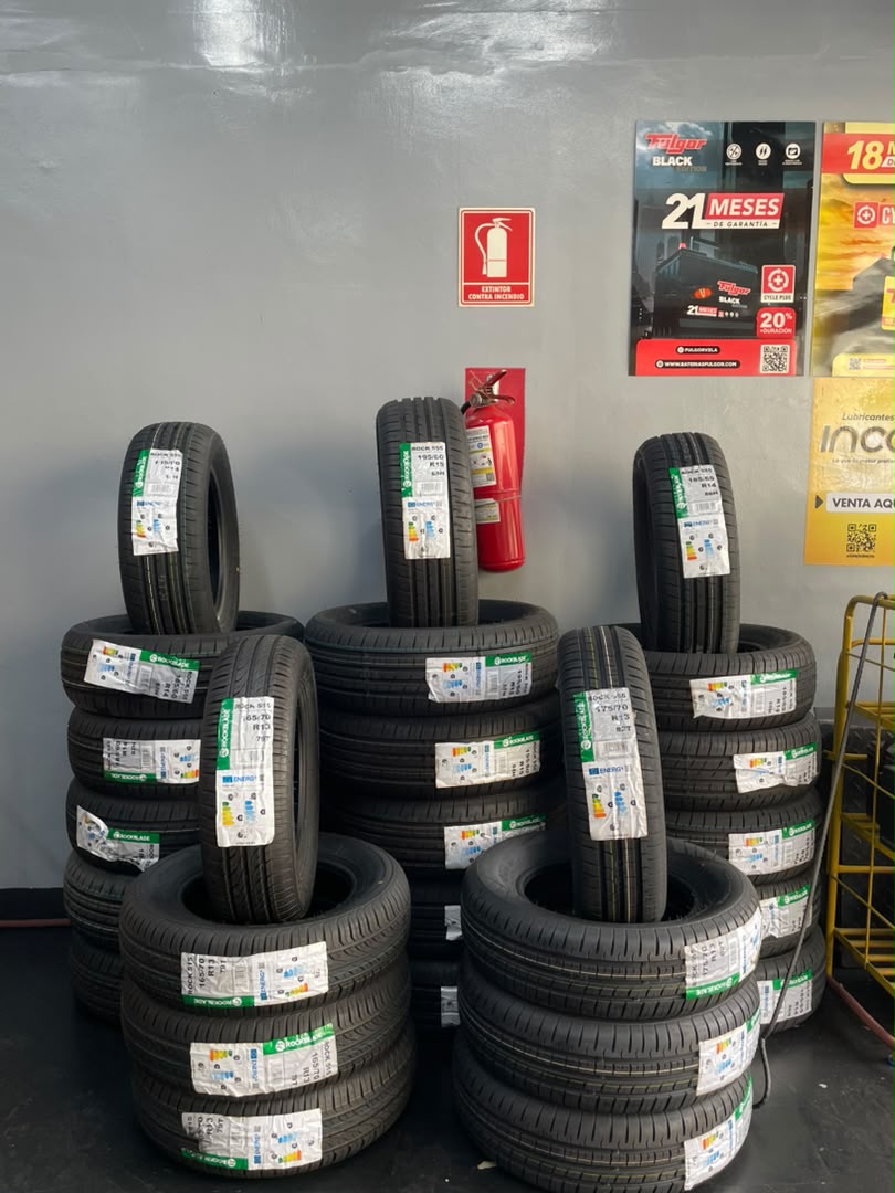 Inventario de cauchos Rockblade en Todito Cars